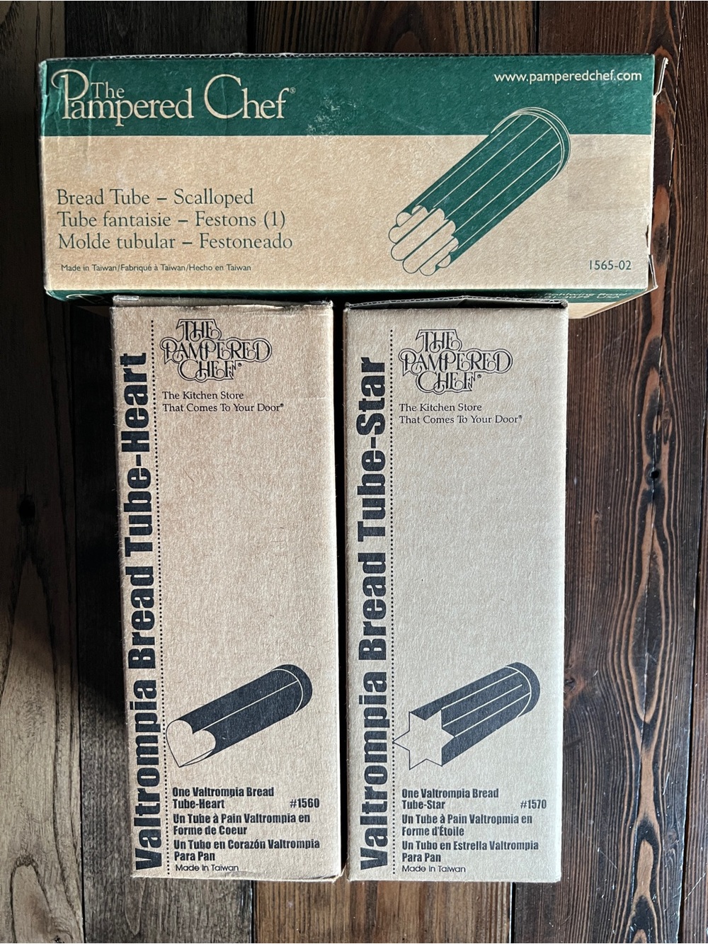 PAMPERED CHEF • Valtrompia Bread Tube Star Heart Scalloped shapes lot of 3